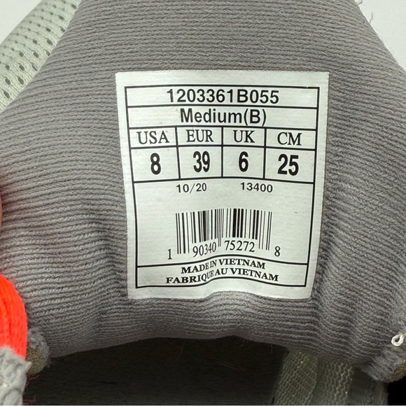 Women’s Brooks Range Running Gray Red White Athletic Sneakers Shoes Size 8 - Picture 7 of 7